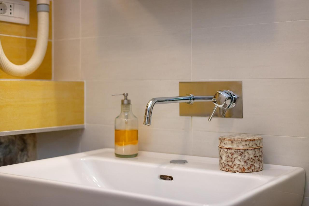 Sea La Vie Apartments Сплит Экстерьер фото